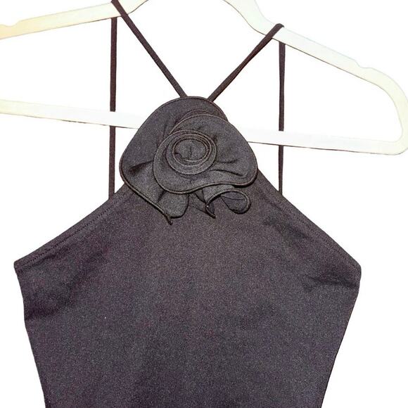 NWT Zara mini dress with flower appliqué - Picture 2 of 4